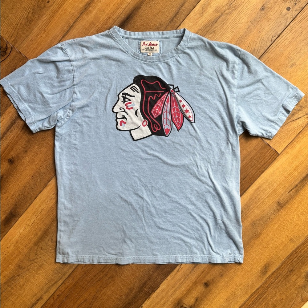 Men’s Red Jacket Retro Blackhawks T-Shirt , Size XL